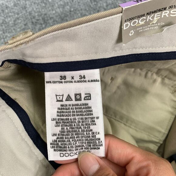 Dockers Pants Mens 38 Khaki Stone Cotton D4 Relaxed Fit True Chino Flat Front - Picture 6 of 11